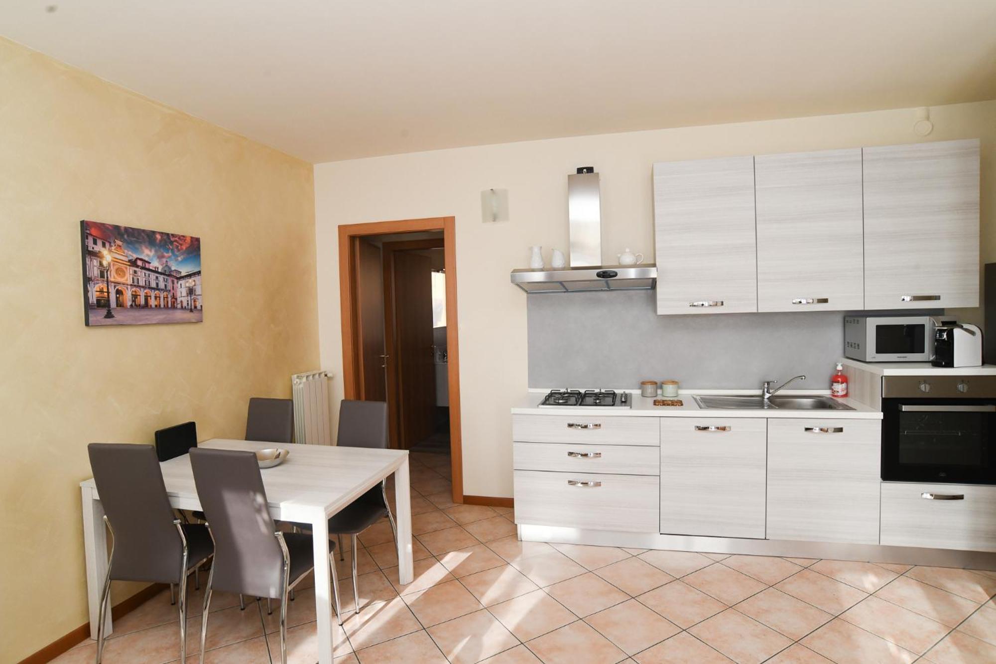 Rovato Entire Apartment In The Capital Of Franciacorta Ngoại thất bức ảnh