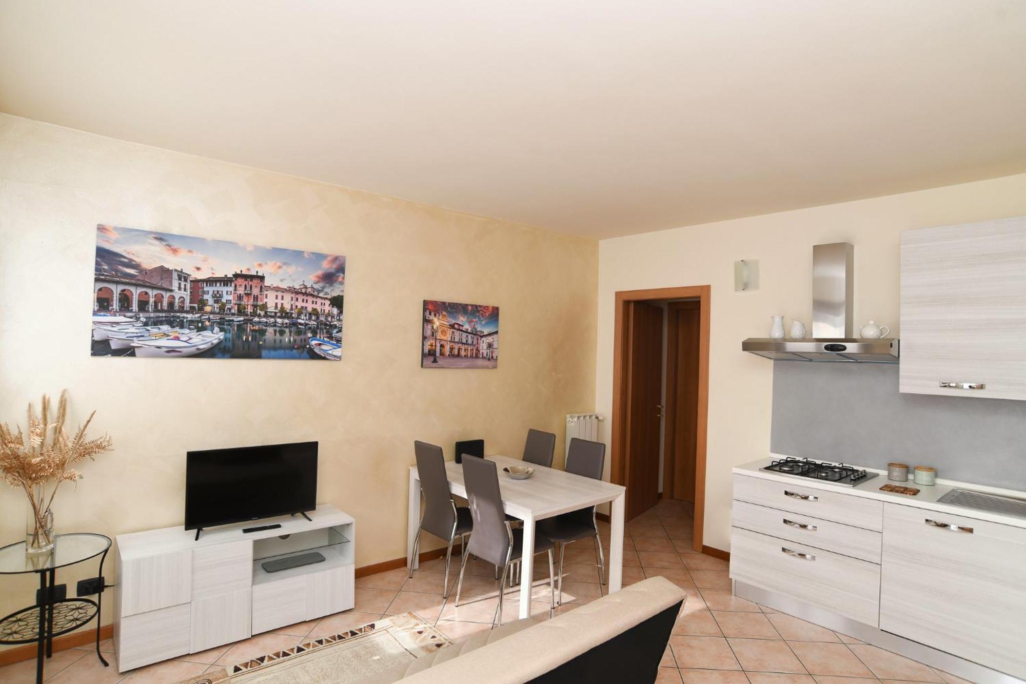 Rovato Entire Apartment In The Capital Of Franciacorta Ngoại thất bức ảnh